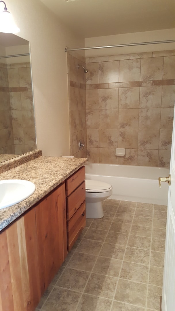 Building Photo - 2101 Florence Ave