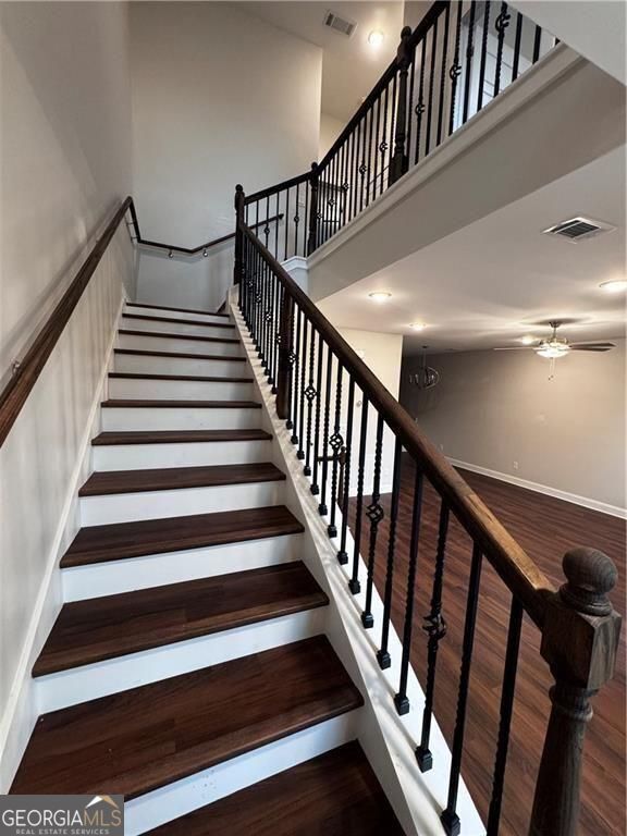 Building Photo - 1777 Temple Ave