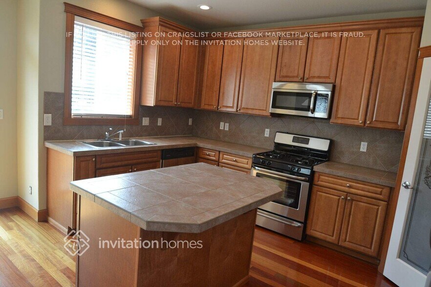 Building Photo - 13824 172nd Pl E