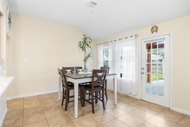 Building Photo - 15703 W Astern Dr
