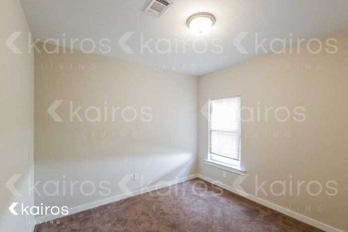 Building Photo - 11530 Crimson Ridge Rd