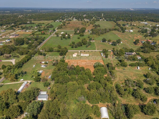 Building Photo - 4608 E 472 Rd