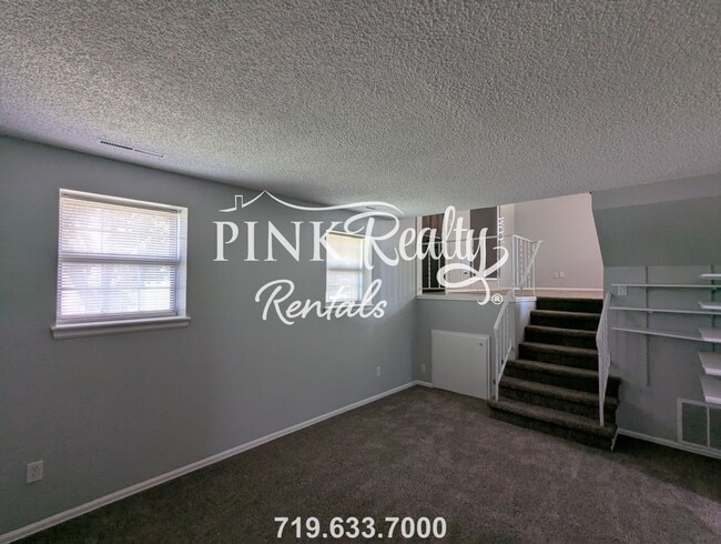 Building Photo - 2583 Prescott Cir E