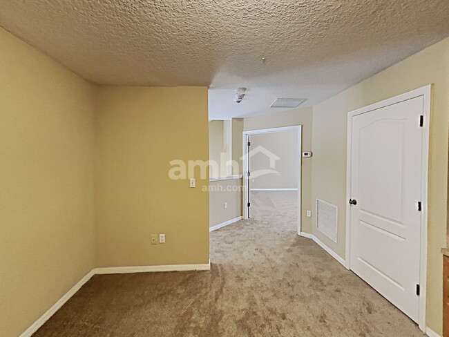 Building Photo - 13145 Tom Morris Dr