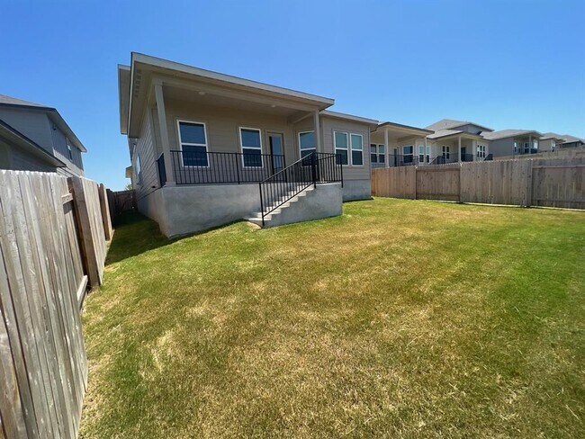 Building Photo - 6400 Rounded Pebble Ln