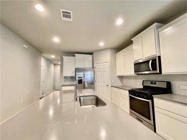 Building Photo - 7628 Leitrim Wy