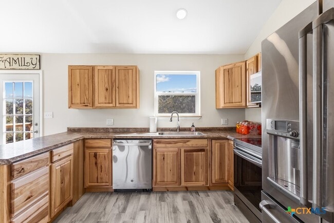 Building Photo - 380 Brushy Crk Trl