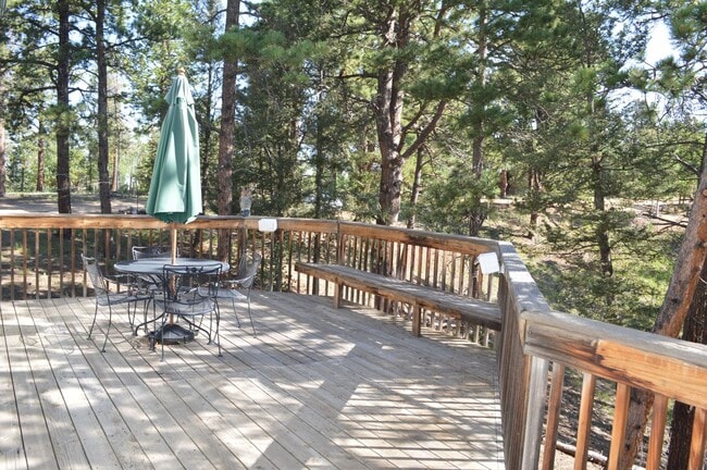 Building Photo - Tranquil Acres Home
