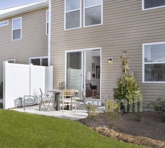 Building Photo - 8105 Overmeadow Ln