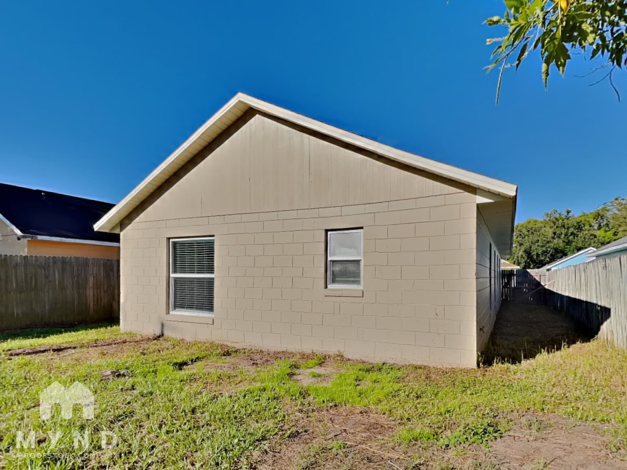 Building Photo - 9591 Lupine Ave