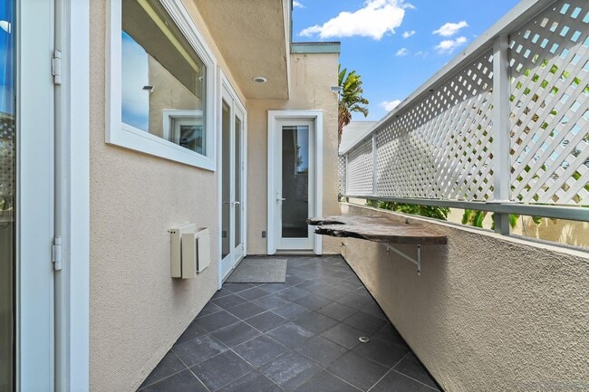 Building Photo - 7622 Herschel Ave