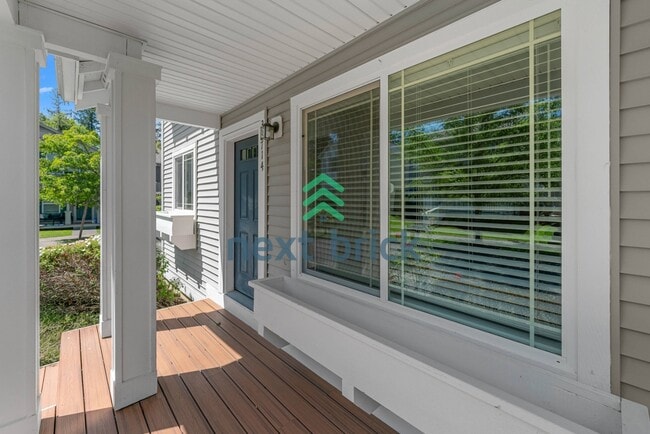 Building Photo - Charming Detached Cottage in Snoqualmie Ridge - Award Winning Schools!