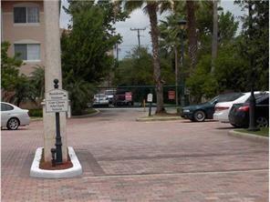 Building Photo - 2131 SE 10th Ave