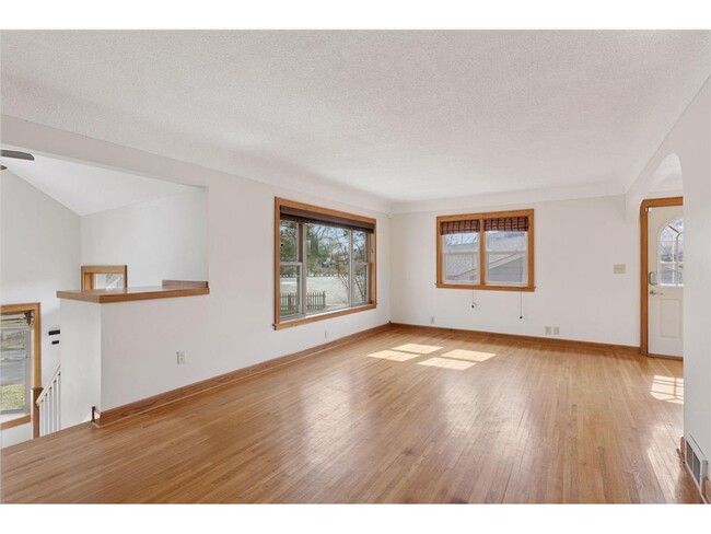 Building Photo - 1707 Eugene St