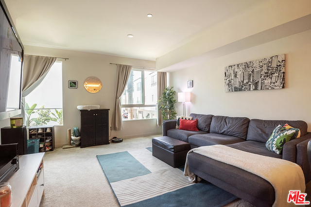 Building Photo - 12655 Bluff Creek Dr