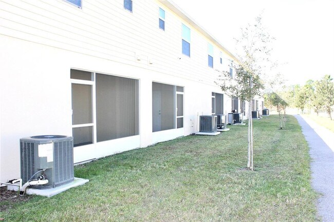 Building Photo - 4723 Coral Castle Dr.