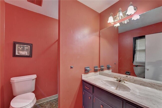 Building Photo - 268 Allen Ct SW