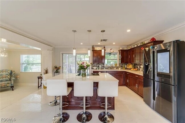 Building Photo - 751 Pine Cone Ln