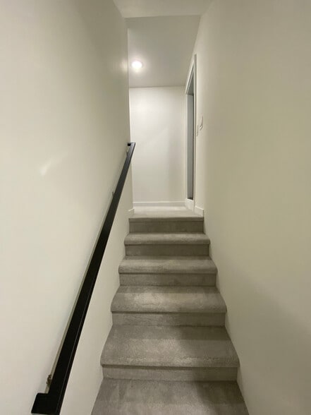 Building Photo - 2609 S Judkins St