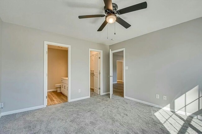 Building Photo - 313 Padrick St