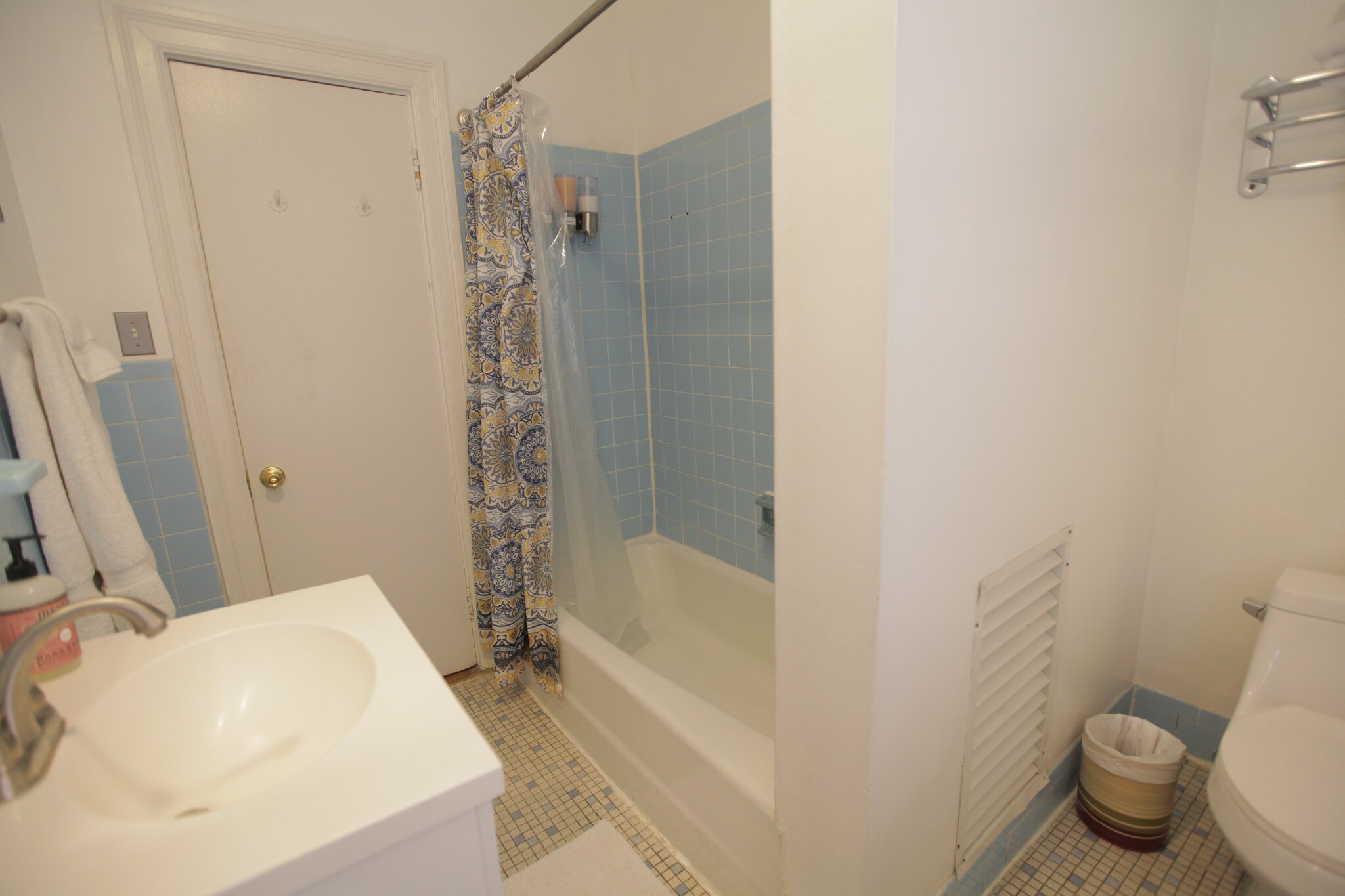 Building Photo - 3210 17th St NW