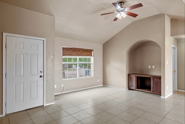 Building Photo - 271 Vista Hermosa