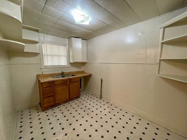 Building Photo - 4143-4143 Ector Ave