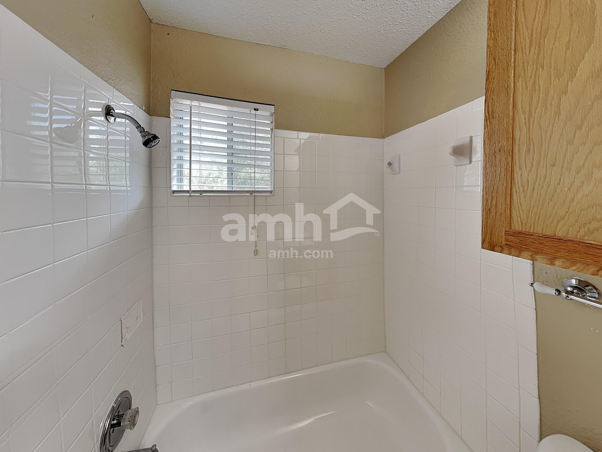 Building Photo - 1237 Vincent Pl