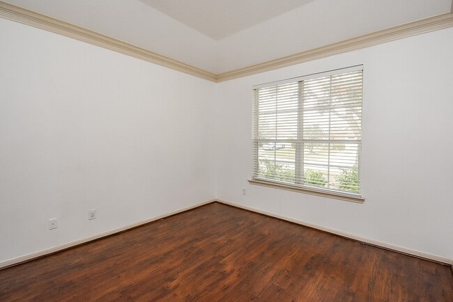 Building Photo - 6822 Clemson Ln