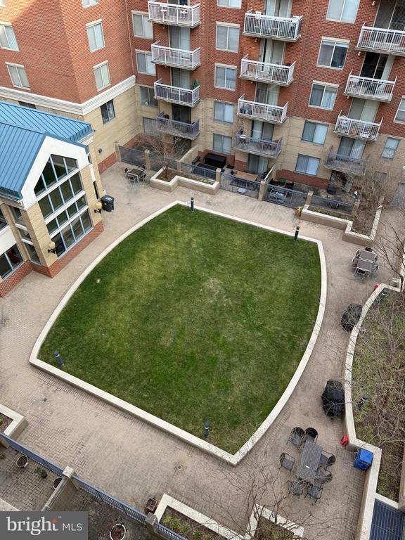 Building Photo - 3830 9th St N