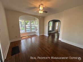 Building Photo - 1 Bed 1 Bath Main-Level Living in Sioux Falls