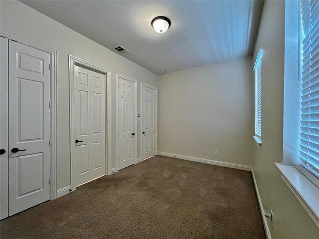 Building Photo - 5808 La Vista Dr