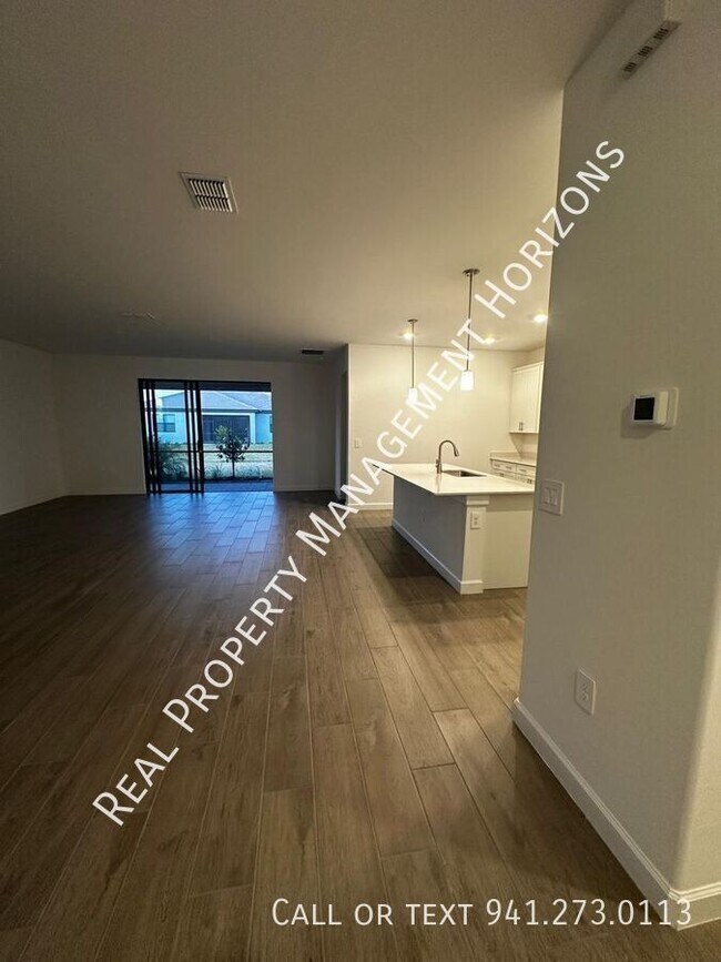 Building Photo - 14964 Serene Shrs Lp