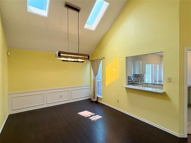 Building Photo - 1328 Maywood Ct