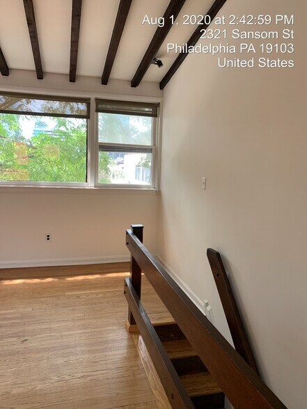 Building Photo - 2321 Sansom St