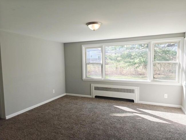 Building Photo - 3356 Bald Mountain Rd