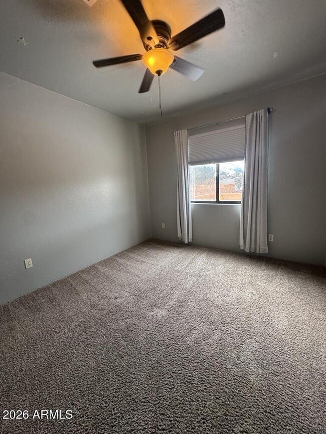 Building Photo - 1971 Knowlton St