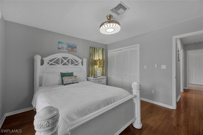 Building Photo - 3055 Round Table Ct