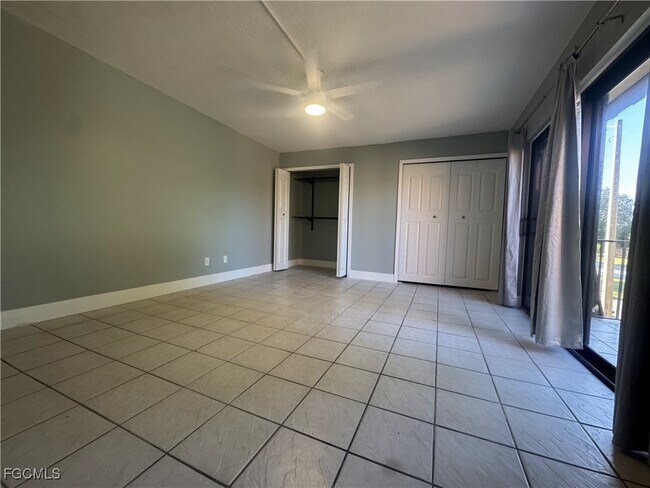 Building Photo - 1708 Park Meadows Dr