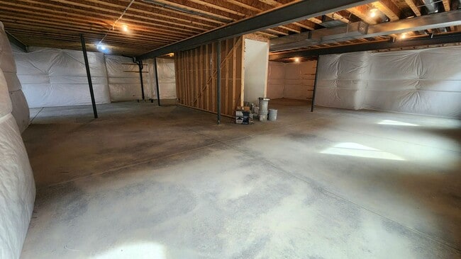 Building Photo - Amazing patio home for lease