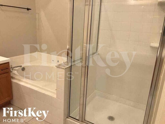 Building Photo - 13233 Evening Sunset Ln