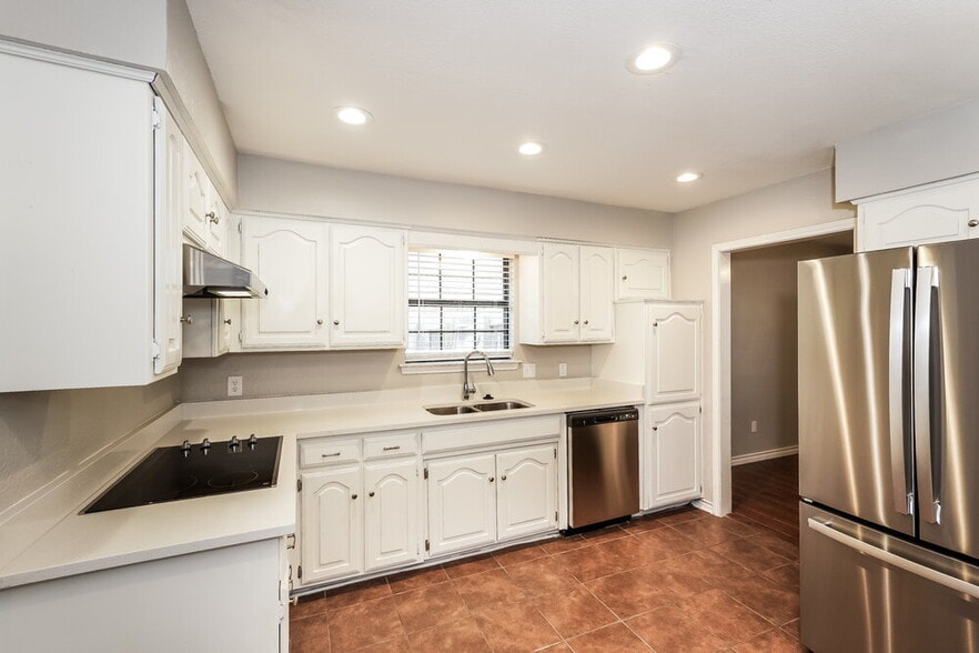 Building Photo - 716 Havencrest Dr