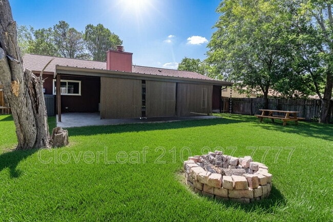 Building Photo - 1031 Ericson Dr