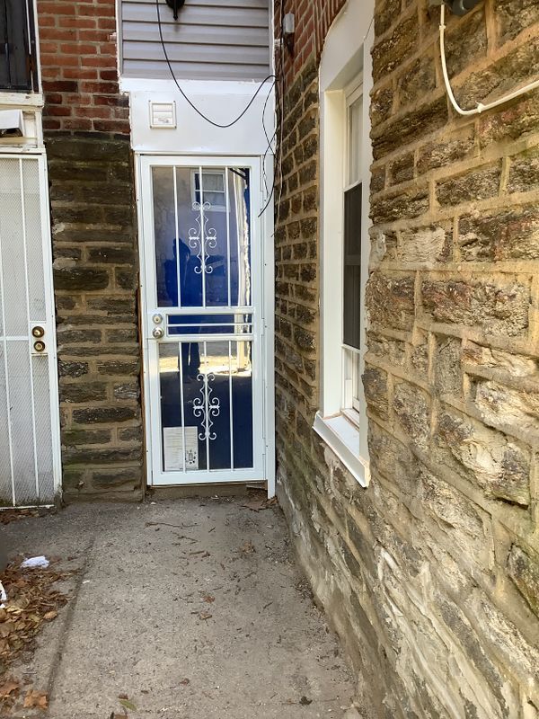 Building Photo - 5009 N Camac St