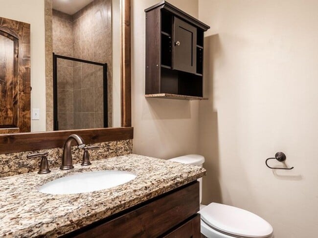 Building Photo - Desirable Black Rock Ridge with Mountain V...