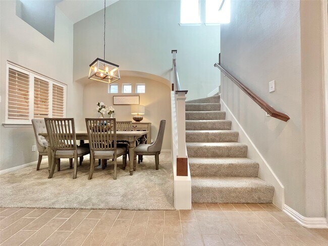 Building Photo - 46 Flickering Sun Ct