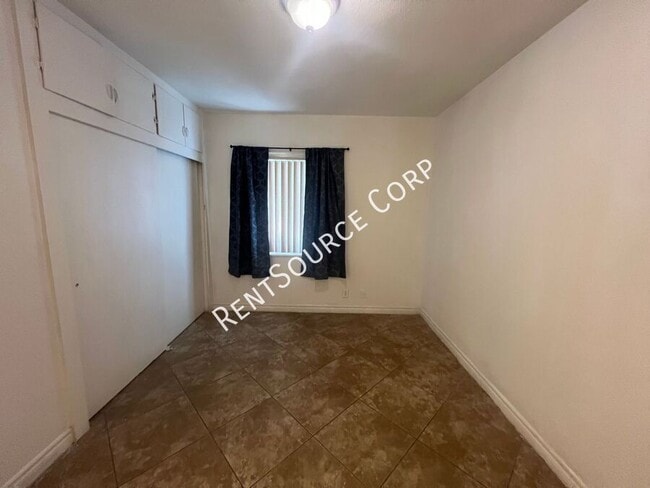 Building Photo - 411 South First Avenue-Unit B