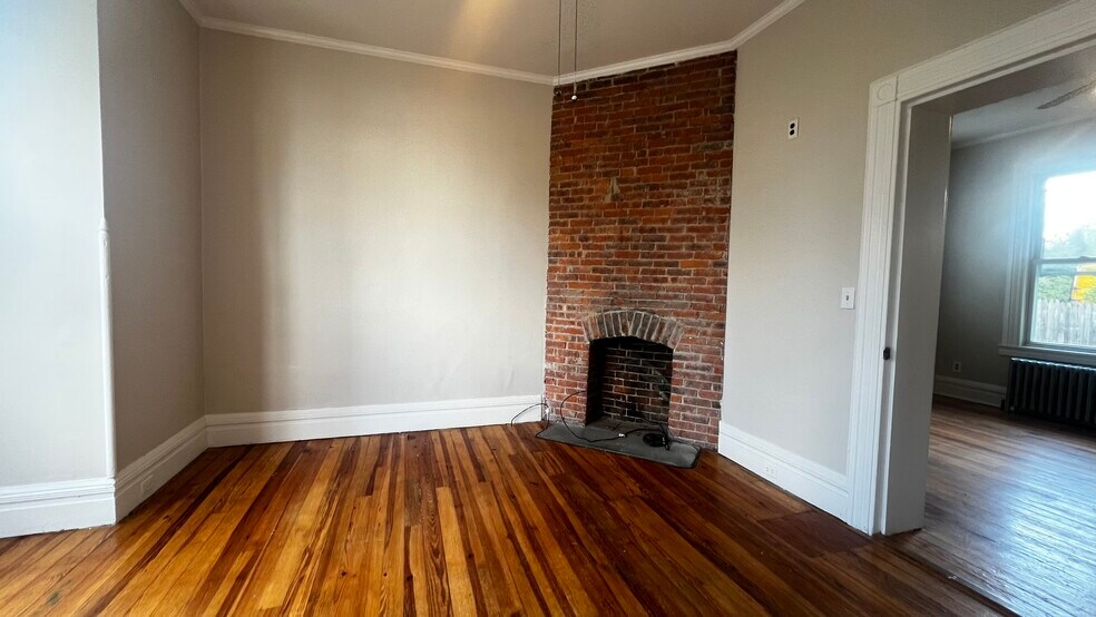 BEDROOM #2 - 89 Grant St