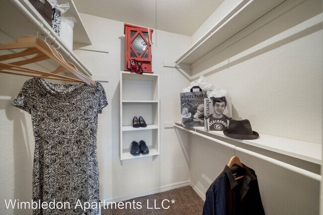 Building Photo - 7605 E 49th St