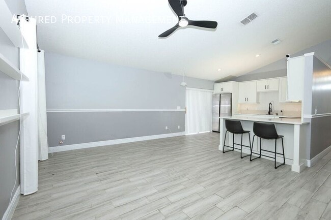 Building Photo - 9942 Dean Oaks Ct